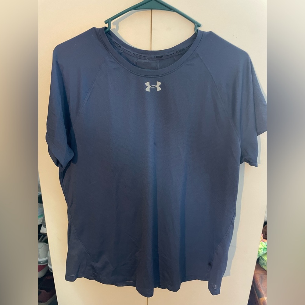 UA WMNS running tee